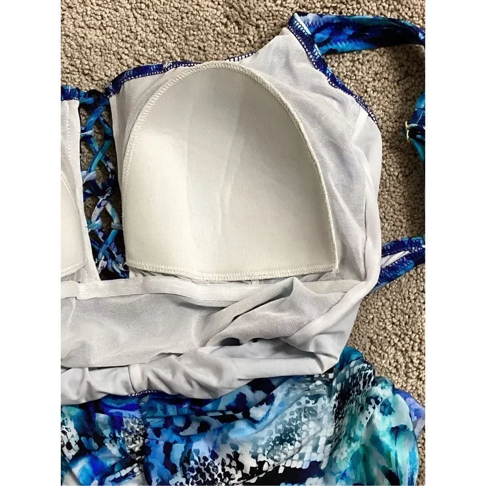 New. GOTTEX cheetah and snake print lace up swimsuit. MSRP $228. Size 10